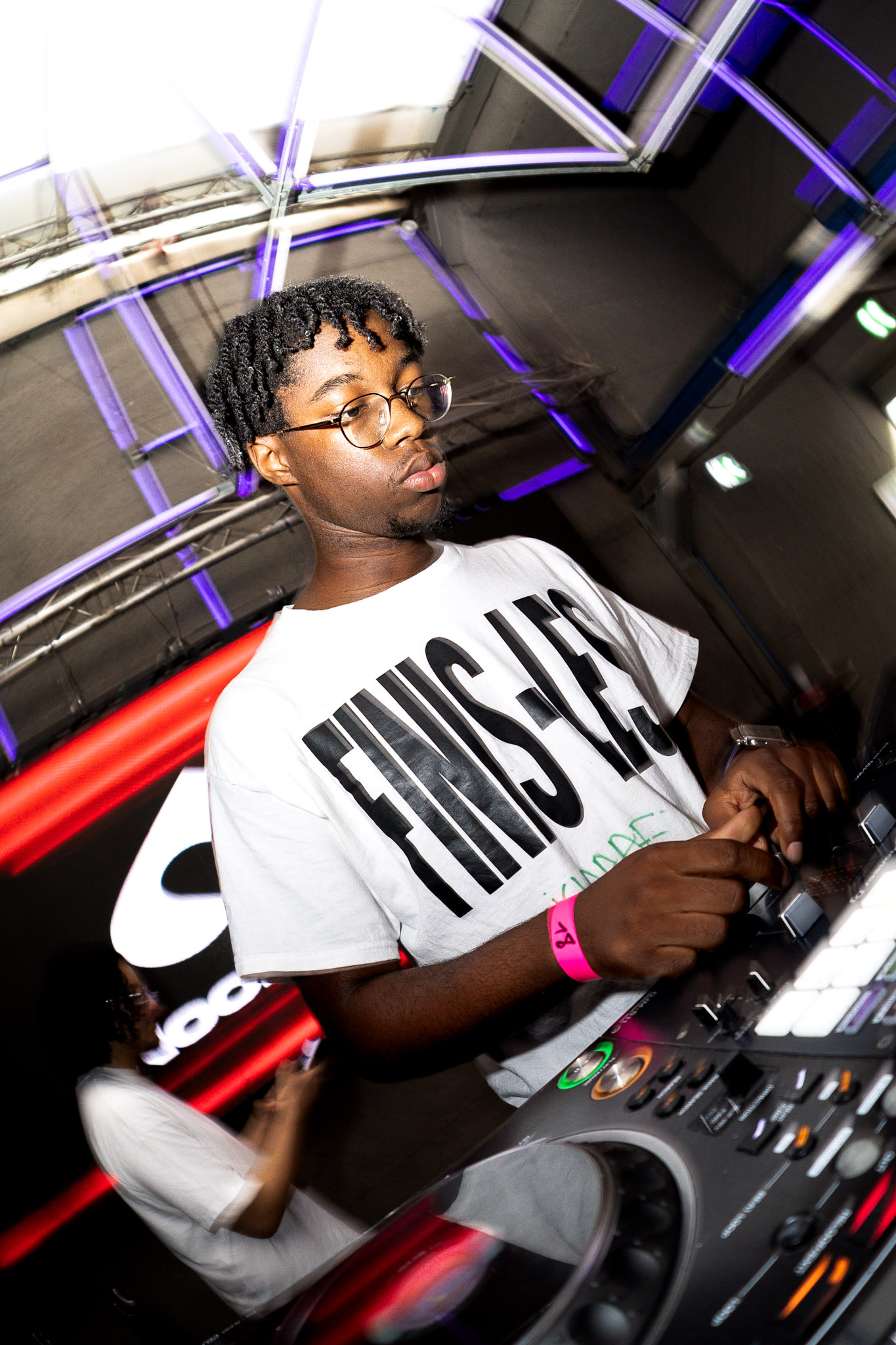 DJ Tomiø en live
